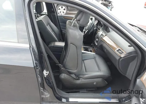 2015 Mercedes-Benz E 250 Bluetec 4Matic z USA, uszkodzony, nr VIN WDDHF9HB1FB099846